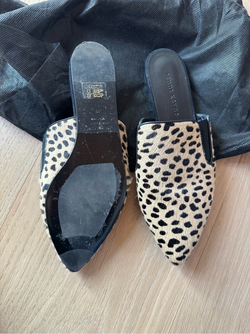 Jenni Kayne Leopard Print Pointed Toe Mules - size
39 - Picture 2 of 4